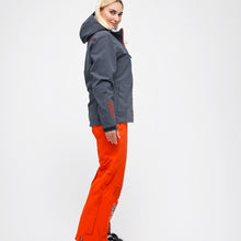 Load image into Gallery viewer, Side view of the Steamboat Shell Hey Sport color Grey made with ECONYL® regenerated nylon