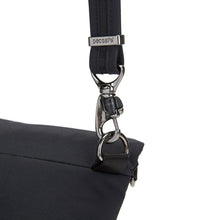 Charger l&#39;image dans la galerie, Detail of the Pacsafe Citysafe CX Anti-Theft Convertible Crossbody color Black made with ECONYL® regenerated nylon
