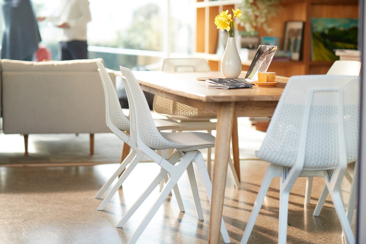 noho chair in ECONYL® regenerated nylon in a dining room